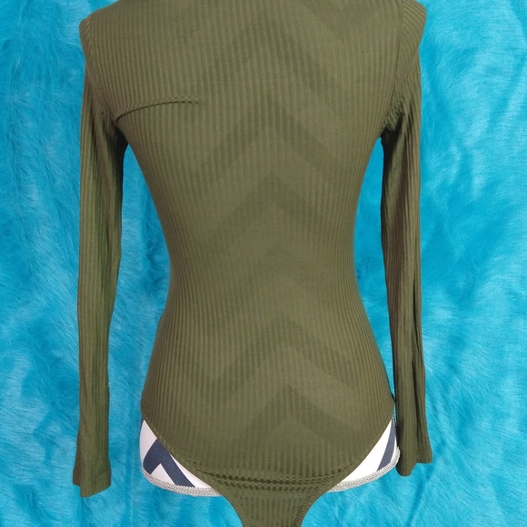 Olive lace up onesie bodysuit - Picture 4 of 4
